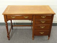 A 19thC mahogany desk with four drawers to one side and single drawer above knee hole W106 x D54 x