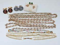 A paste set necklace marked 800,