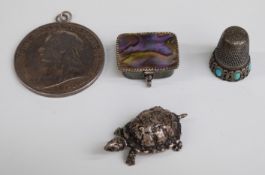 Victorian 1894 silver crown, thimble,