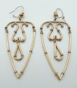A pair of 9ct gold earrings, 13.