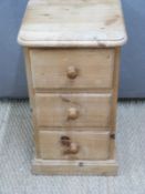 Pine bedside chest of three drawers W35 x D32 x H62cm