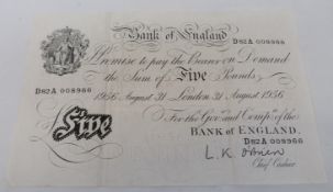 Bank of England white £5 note D82A008966 dated August 31st London,