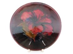 Moorcroft flambé pedestal dish in Hibiscus pattern, diameter 9.