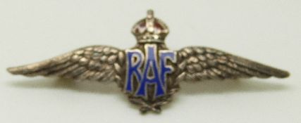 A silver RAF sweetheart brooch with enamel letters, L4.