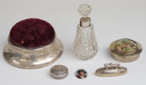 Large hallmarked silver sewing pot with pin cushion top, diameter 13cm, silver mounted nail buffer,