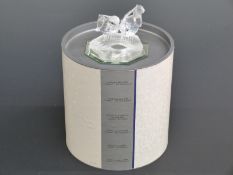 Swarovski Collector's Society Crystal The Turtledoves Annual Edition 1989 on mirror base, 7cm tall,