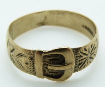 A 9ct gold ring in the form of a buckle, size R, 2.