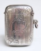 Edward VII hallmarked silver vesta with engraved decoration, Birmingham 1906, maker's mark J.