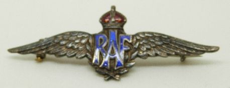 A silver RAF sweetheart brooch with enamel letters, L4.