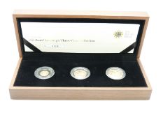 The Royal Mint gold proof sovereign three coin collection 2010 comprising full,