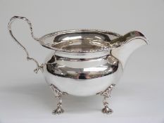 Walker & Hall George VI hallmarked silver milk jug, Sheffield 1939, length 15.