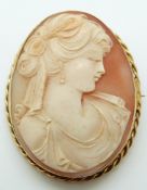 A 9ct gold brooch set with a shell cameo, 5.