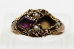 Victorian 9ct gold ring set with a garnet and seed pearls, Birmingham 1886,