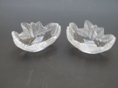 A pair of Lalique Compiegne frosted and clear glass bowls with acanthus leaf decoration,
