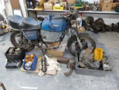 Suzuki GT750 Kettle 2 stroke water cooled motorbike, registration number KCJ 425J,