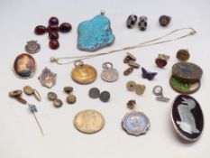 Quantity of collectables including costume jewellery, silver pigeon medal,