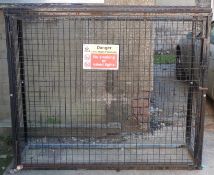 Cage to suit four 47kg gas bottles