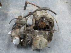 Honda CD175 motorbike engine