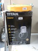 Titan submersible water pump and hose,
