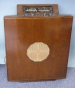 Retro Murphy A272C radio,