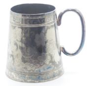 Chinese white metal tankard with script to base, height 12.5cm