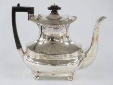 Victorian hallmarked silver teapot of bulbous form, Sheffield 1899 maker Joseph Rodgers & Sons,