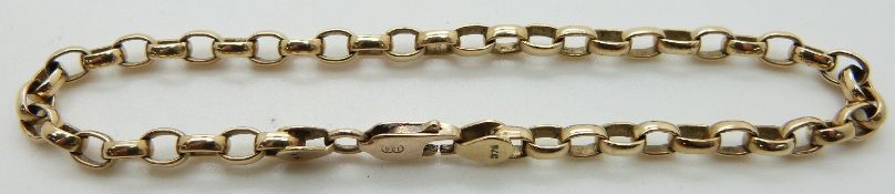 A 9ct gold bracelet, 8.2g
