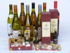 Eight bottles of wine including Rapel Valley Chile Chardonnay 2004 x 4, Cono Sur Chile 2007 x 2