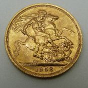 Elizabeth II first head 1958 gold full sovereign