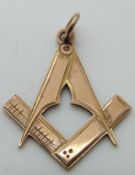 A 9ct Masonic charm/fob, Birmingham 1914, 2.8g