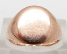 A 9ct rose gold signet ring, 5.1g, size L