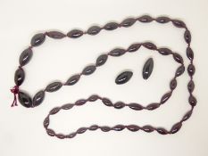 A beaded garnet necklace