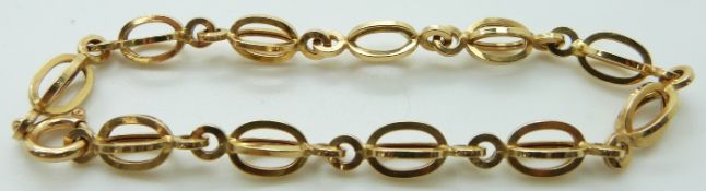 An 18ct gold bracelet, 7.3g