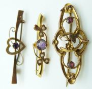 Three yellow metal Victorian/ Edwardian brooches, 4.5g