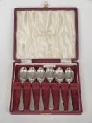 Cased set of six hallmarked silver teaspoons, weight 78g