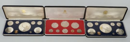 Franklin Mint Republic of Panama cased proof coin sets for 1978 and 1979 together with a Cayman