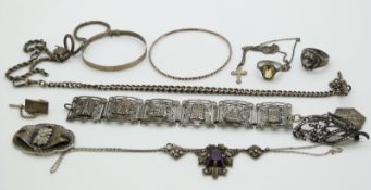 A collection of silver jewellery to include fob chain, silver ring, silver brooch, silver and