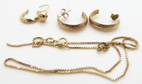 A pair of 9ct gold earrings, a 9ct gold chain and two earrings, 4.1g