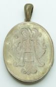 Victorian white metal locket, 3.5 x 3cm