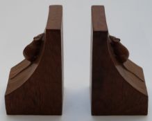 Robert 'Mouseman' Thompson pair of oak bookends with signature carved mice, H 16cm