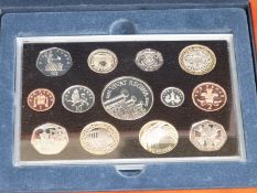 Executive proof 2006 Victoria Cross and other coin collection, with certificate in presentation