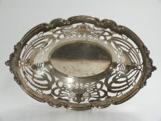 Elkington & Co Ltd Edward VII hallmarked silver pierced bowl with scrolling edge, Birmingham 1905,