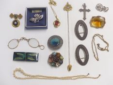 A collection of costume jewellery including brooches, Art Nouveau hat pin, Art Deco buckle,