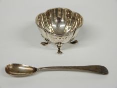 Mappin & Webb George V hallmarked silver quatrefoil salt raised on four feet, Birmingham 1919,