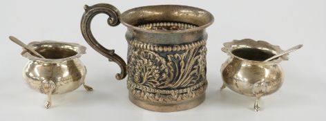 Walker & Hall Edward VII hallmarked silver embossed cup and a pair of hallmarked silver open salts