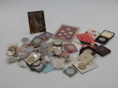 A collection of largely modern crowns and commemorative re-strikes, also includes 1937 and Victorian