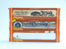 Three Hornby 00 gauge GWR locomotives 4-6-0 Hall Class Hagley Hall R313, 4-4-0 County Class County