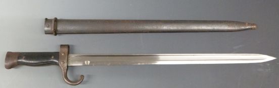 French 1892 first pattern bayonet with black composition grips, stamped 97152 to Ricasso and