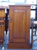 Victorian mahogany pot cupboard, W39 x D34 x H74cm