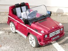Mercedes AMG G-Wagon style child's electric pedal car with sound and lights, 130cm long, complete